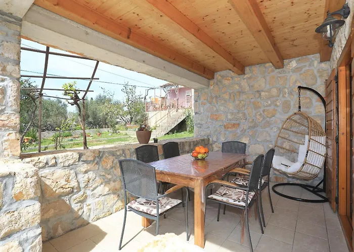 Semesterbostad House With A Parking Space Sukosan, Zadar - 18279 Sukošan